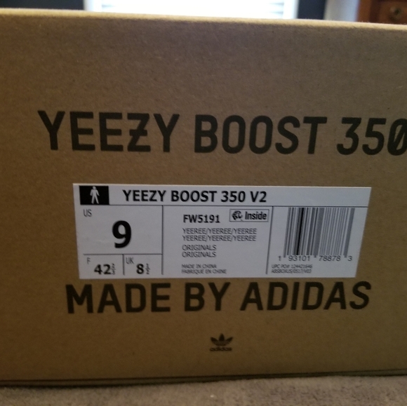 Yeezy 350 Boost V2 - Picture 3 of 3